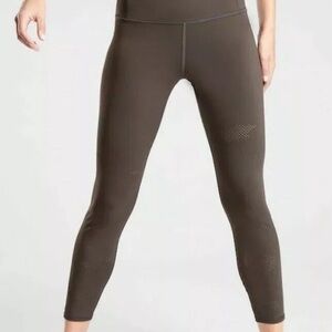 Athleta Persistence Camo Laser Cut 7/8 Tight in Powerlift Taupe